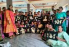 आत्मनिर्भरता की ओर बढ़ते कदम : बलौदाबाजार में समूह की 40 महिलाओं को मिला धान और पैरा आर्ट का प्रशिक्षण