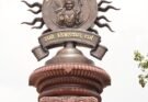श्रीराम जन्मभूमि मन्दिर में  स्मारक स्तम्भ का निर्माण कराया गया