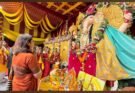कमालगंज में गणेश महोत्सव की आरती में शामिल हुए डीएम और एसपी