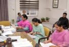 मॉडल स्कूल एवं आवासीय विद्यालयों की प्रगति की एसीएस ने की समीक्षा
