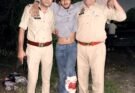 गाजियाबाद के इंदिरापुरम में पुलिस मुठभेड़, पैर में गोली लगने के बाद कथित स्नैचर गिरफ्तार